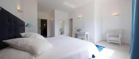 Villa (6 Bedrooms) | Interior