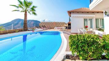 Villa (3 Bedrooms) | Interior