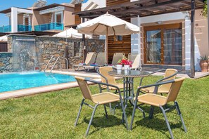 Villa (3 Bedrooms) | Exterior