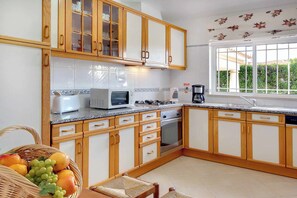 Villa (4 Bedrooms) | Interiör