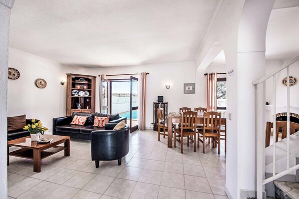 Villa (3 Bedrooms) | Innenbereich