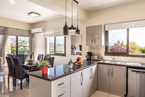Villa (3 Bedrooms) | Interior