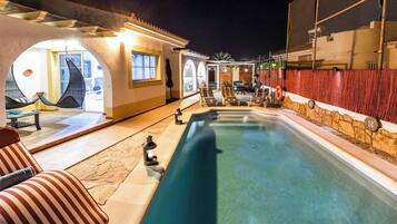 Villa (3 Bedrooms) | Extérieur