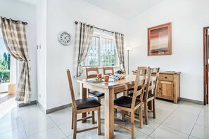 Villa (3 Bedrooms) | Interior