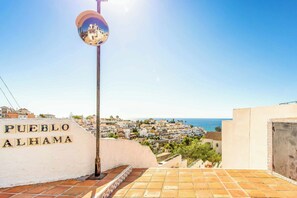 Villa (3 Bedrooms) | Exterior