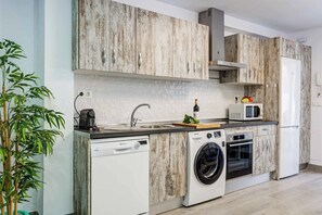 Villa (4 Bedrooms) | Interior