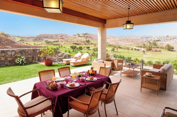 Villa (4 Bedrooms) | Exterior - Villa Piedra Amarilla (San Bartolomé de Tirajana)