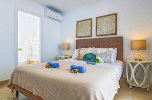 3 bedrooms, iron/ironing board, bed sheets