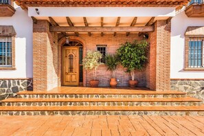 Villa (5 Bedrooms) | Exterieur