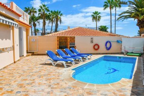 Villa (3 Bedrooms) | Extérieur