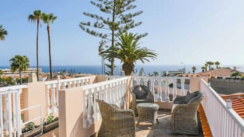 Villa (3 Bedrooms) | Außenbereich