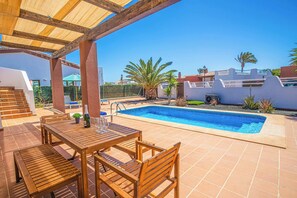 Villa (3 Bedrooms) | Extérieur