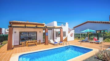 Villa (3 Bedrooms) | Außenbereich