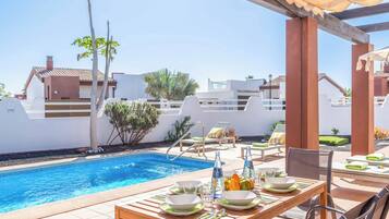 Villa (3 Bedrooms) | Außenbereich