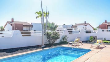 Villa (3 Bedrooms) | Außenbereich