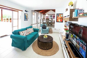 Villa (4 Bedrooms) | Interior - Villa Dos Piedras (Tías)