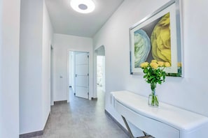Villa (4 Bedrooms) | Interiør