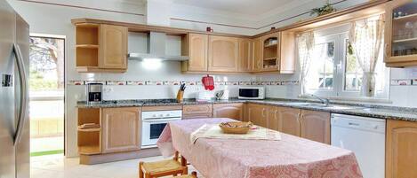 Vila (5 Bedrooms) | Interior