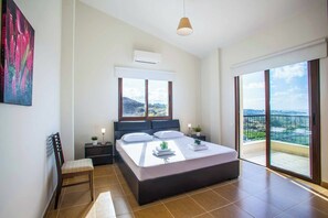 Villa (3 Bedrooms) | Interior