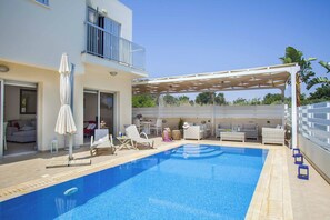 Villa (3 Bedrooms) | Exterior