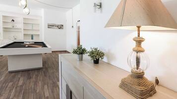 Villa (5 Bedrooms) | Interior