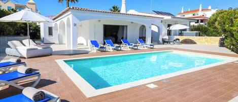 Villa (5 Bedrooms) | Façade de l’hébergement