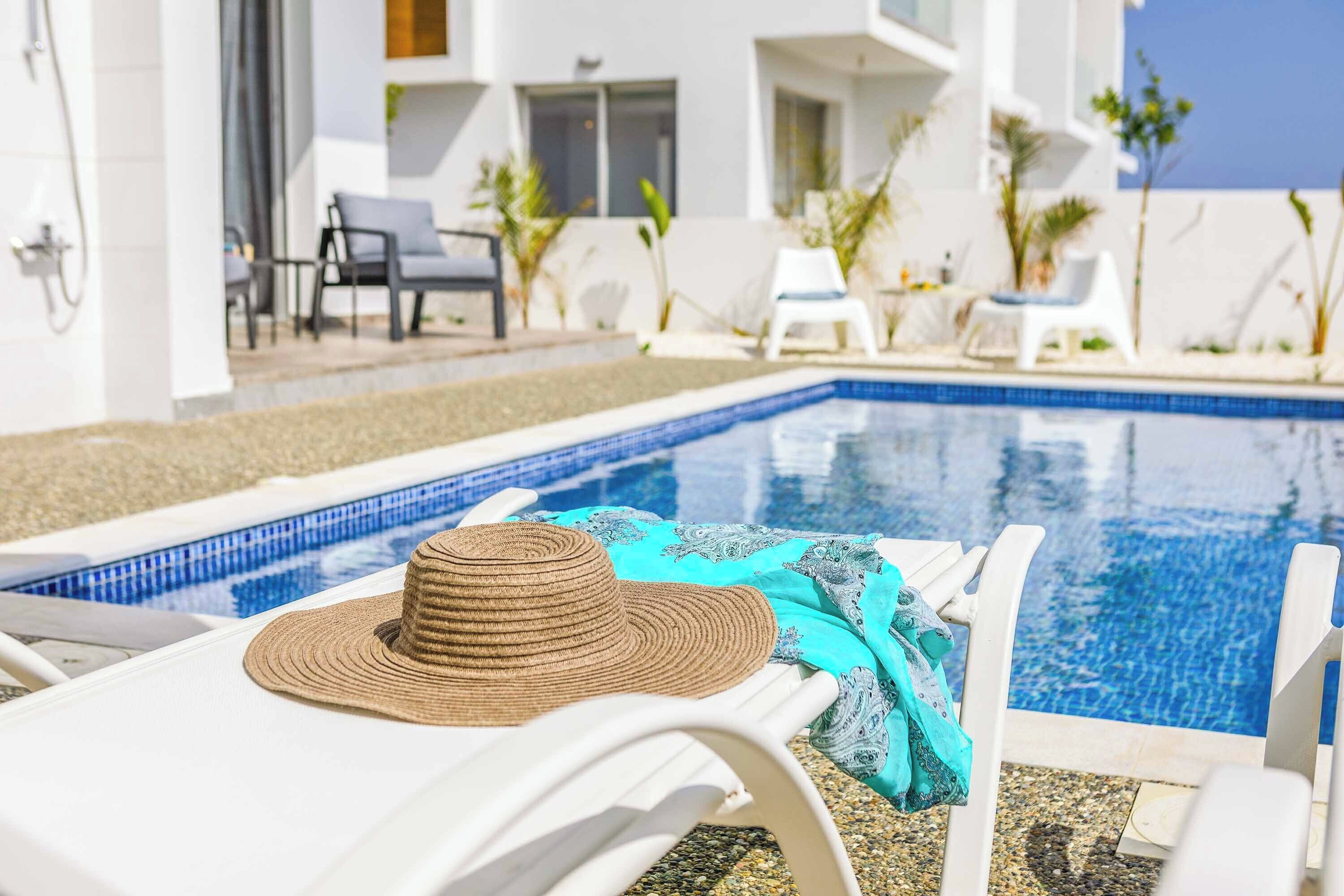 Villa (3 Bedrooms) | Exterior