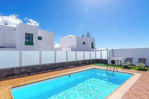 Villa (3 Bedrooms) | Extérieur