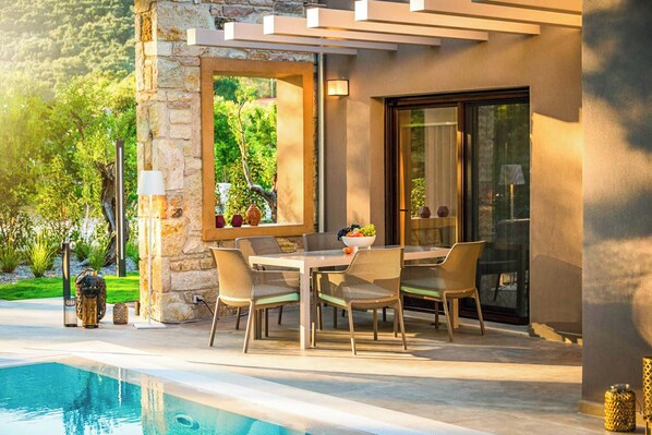 Villa (2 Bedrooms) | Exterior