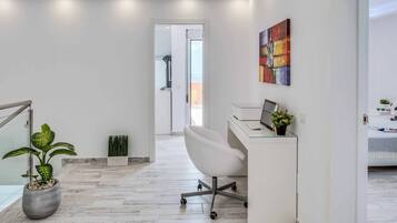 4 soveværelser, strygejern/strygebræt, sengetøj