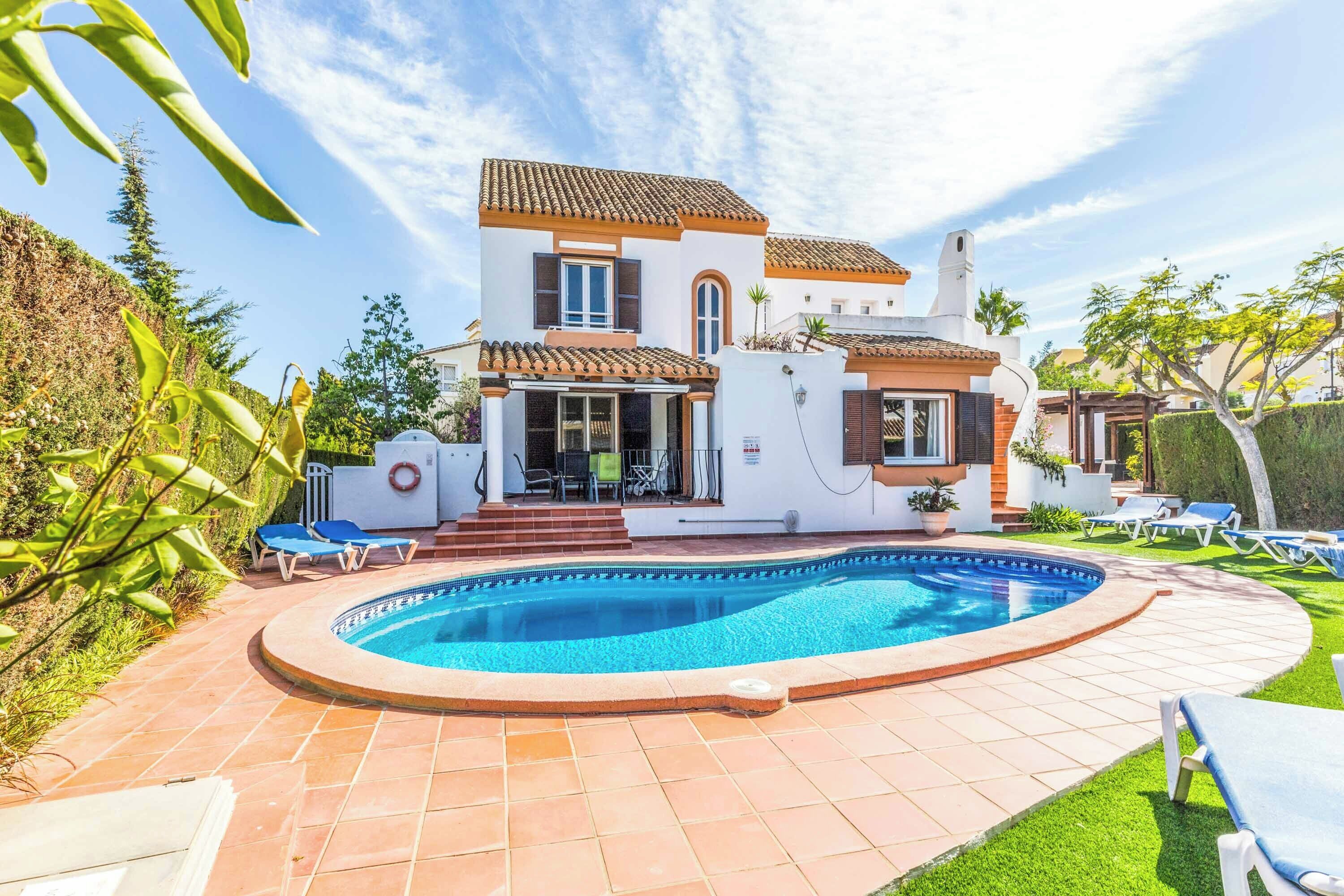 Villa (4 Bedrooms) | Außenbereich
