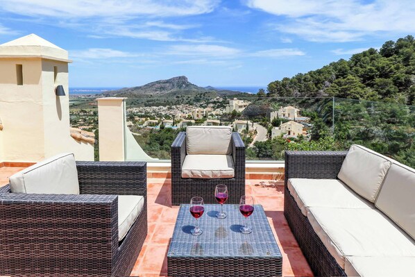 Villa (3 Bedrooms) | Exterior