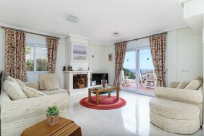 Villa (3 Bedrooms) | Interior