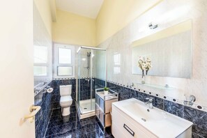 Villa (3 Bedrooms) | Innvendig