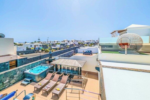 Vil·la (5 Bedrooms) | Exterior