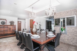 Villa (5 Bedrooms) | Interior