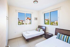 4 chambres, draps fournis