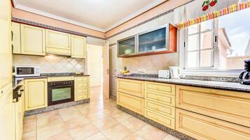 Villa (5 Bedrooms) | Interior