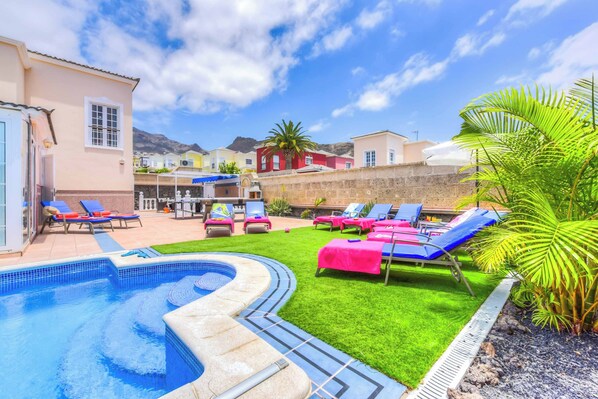 วิลล่า (5 Bedrooms) | บริเวณภายนอก