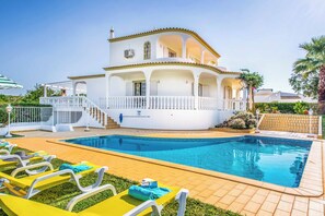 Pool - Villa Marco Real (Albufeira)
