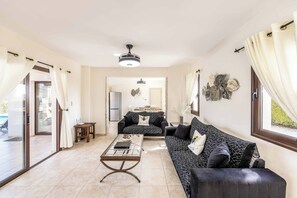 Villa (3 Bedrooms) | Interior