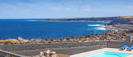 Villa (3 Bedrooms) | Exterieur