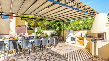 Villa (Multiple Bedrooms) | Exterior