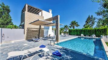 Vila (4 Bedrooms) | Fachada