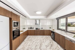 Villa (4 Bedrooms) | Interior - Villa Christina Coral (Pegeia)