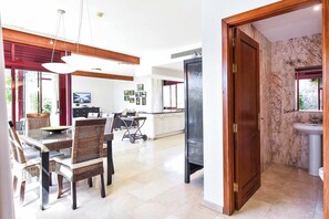 Villa (3 Bedrooms) | Interior