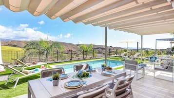 Villa (2 Bedrooms) | Exterior