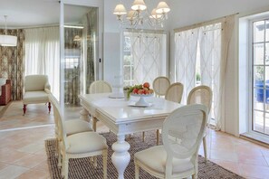 Villa (4 Bedrooms) | Intérieur
