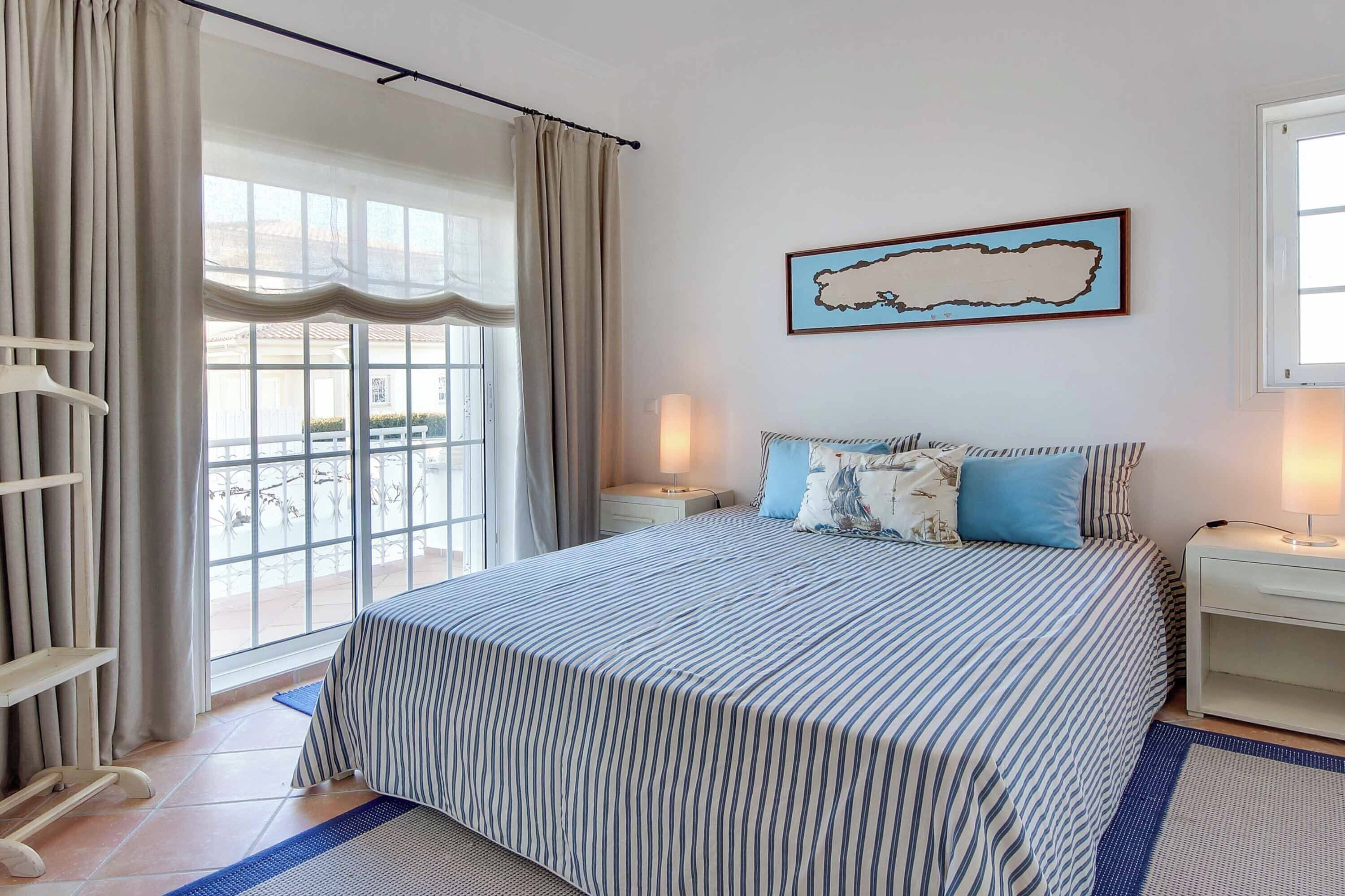 Villa (4 Bedrooms) | Interior