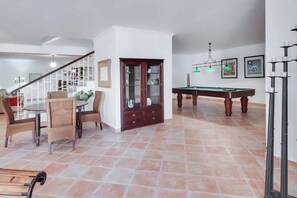 Villa (4 Bedrooms) | Intérieur
